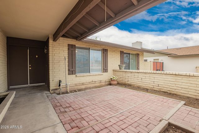 5055 W Vogel Avenue, Glendale, AZ 85302