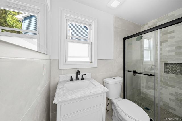 87 Parsons Drive, Hempstead, NY 11550