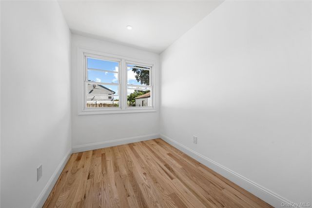 87 Parsons Drive, Hempstead, NY 11550