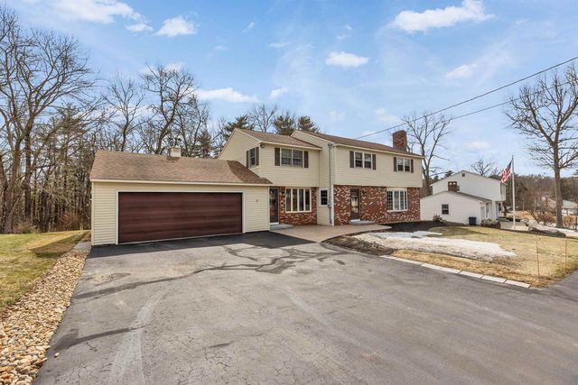 22 Taschereau Boulevard, Nashua, NH 03062