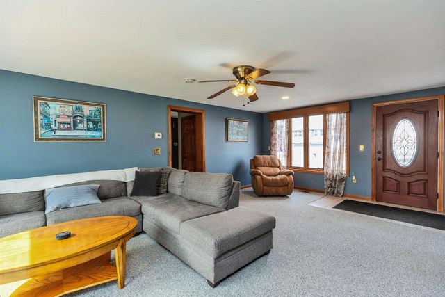 22 Taschereau Boulevard, Nashua, NH 03062