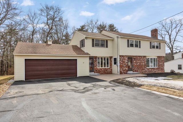 22 Taschereau Boulevard, Nashua, NH 03062