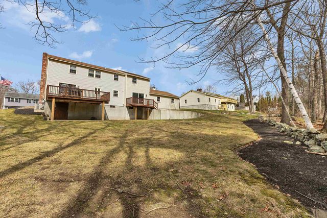 22 Taschereau Boulevard, Nashua, NH 03062