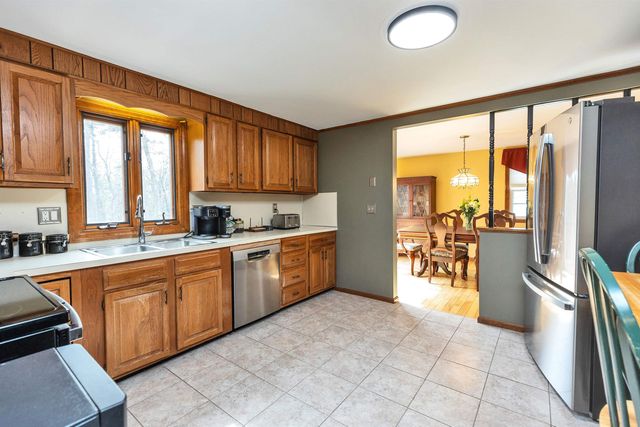 22 Taschereau Boulevard, Nashua, NH 03062