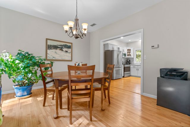 32 Blackledge Drive, Colchester, CT 06415