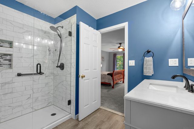 32 Blackledge Drive, Colchester, CT 06415