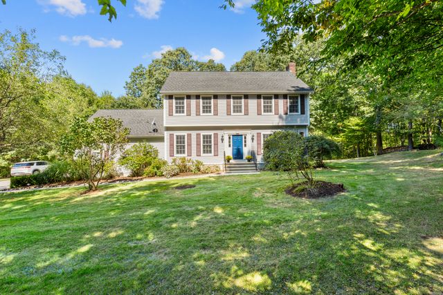 32 Blackledge Drive, Colchester, CT 06415