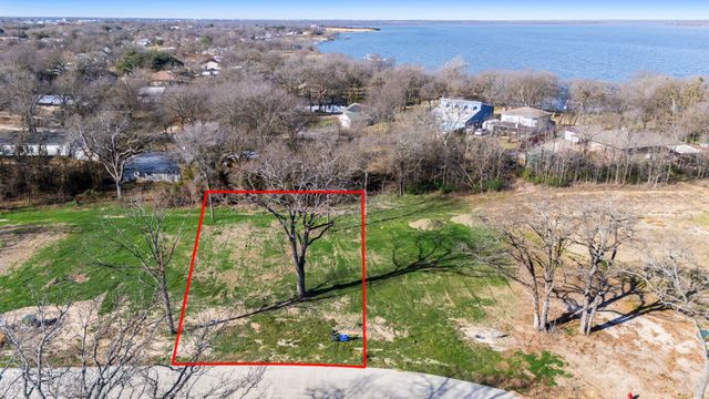 413 Caro Drive, West Tawakoni, TX 75474