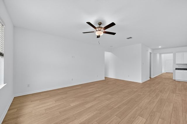 2337 Buffalo Bayou Way, Crandall, TX 75114