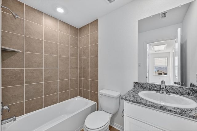 2337 Buffalo Bayou Way, Crandall, TX 75114