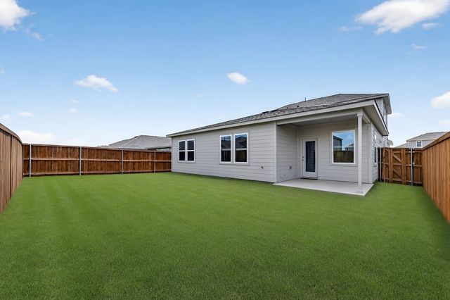 2337 Buffalo Bayou Way, Crandall, TX 75114