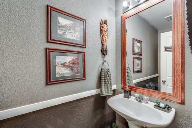 2917 Jakes Meadows, Burleson, TX 76028
