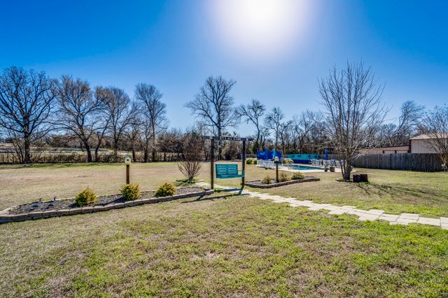 2917 Jakes Meadows, Burleson, TX 76028