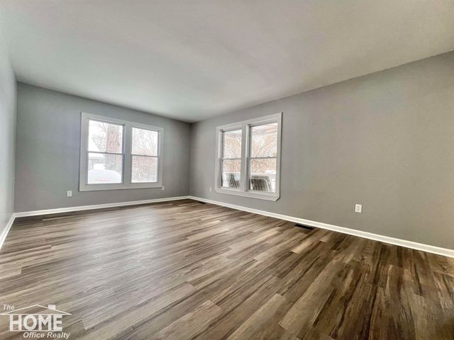 1387 S Byron Road, Venice Twp, MI 48449