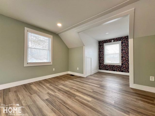 1387 S Byron Road, Venice Twp, MI 48449