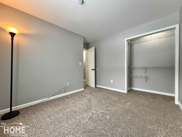 1387 S Byron Road, Venice Twp, MI 48449