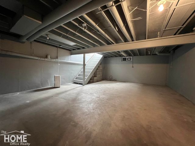 1387 S Byron Road, Venice Twp, MI 48449