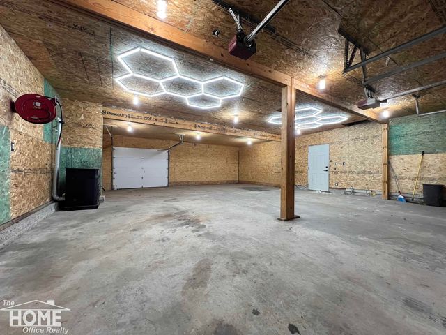 1387 S Byron Road, Venice Twp, MI 48449