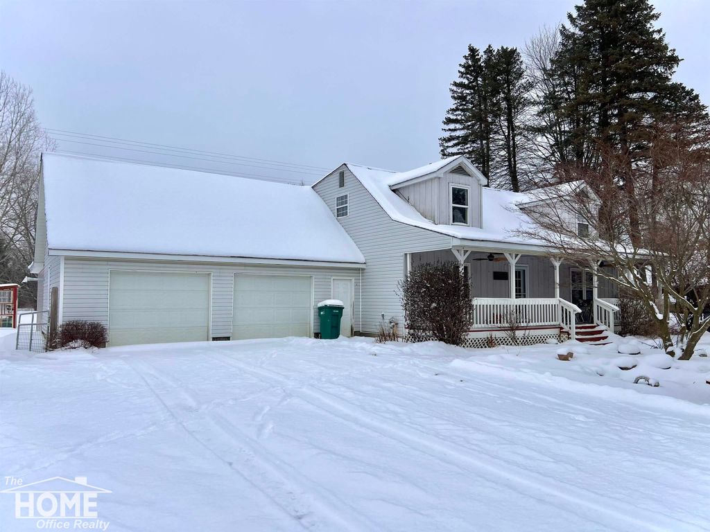 1387 S Byron Road, Venice Twp, MI 48449