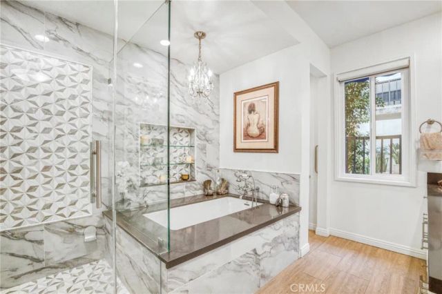 5216 Yarmouth 107, Encino, CA 91316