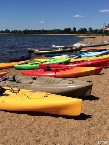 12725 Westport Drive, St Louis, MO 63146