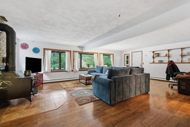 7959 N Pine View Drive, Edgerton, WI 53534