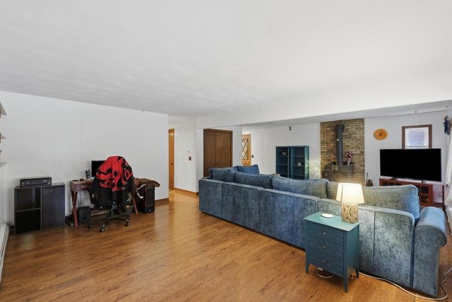 7959 N Pine View Drive, Edgerton, WI 53534