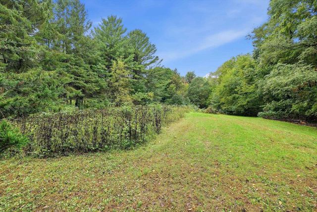 7959 N Pine View Drive, Edgerton, WI 53534