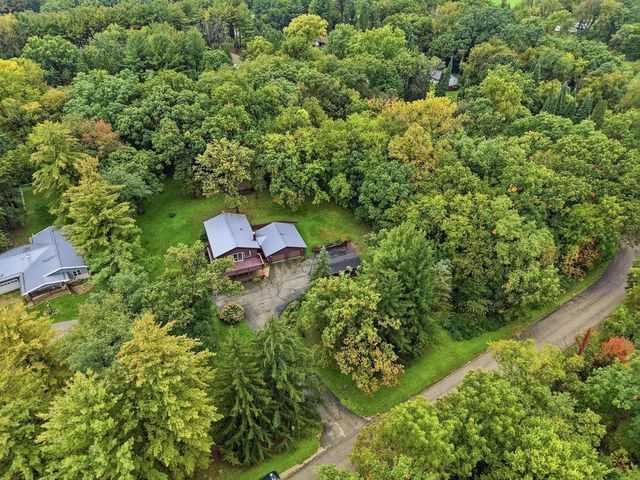 7959 N Pine View Drive, Edgerton, WI 53534