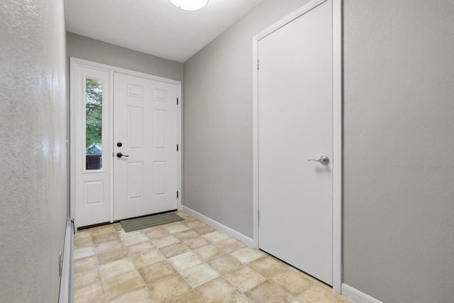 7959 N Pine View Drive, Edgerton, WI 53534