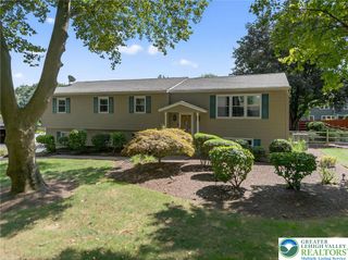 213 Applewood Drive, Easton, PA 18045
