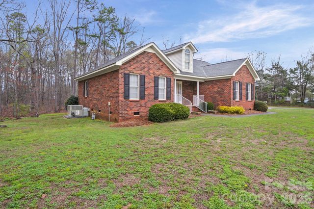 410 W Elm Street, Wingate, NC 28174