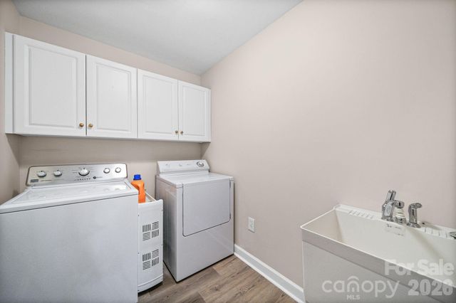 410 W Elm Street, Wingate, NC 28174