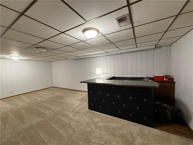 1211 N 6th Street, Hiawatha, KS 66434