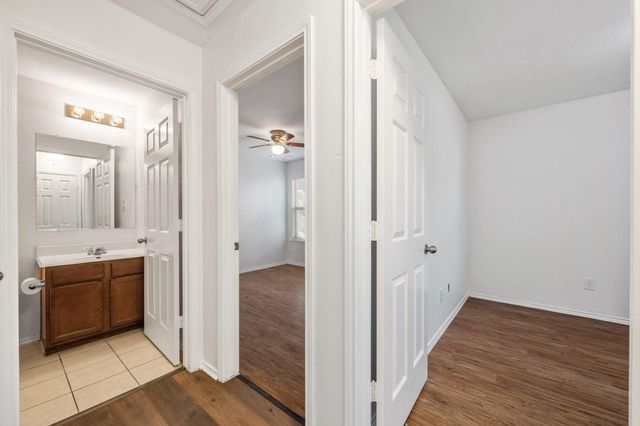 6609 Ferrystone PASS, Del Valle, TX 78617