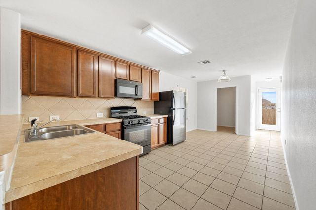 6609 Ferrystone PASS, Del Valle, TX 78617