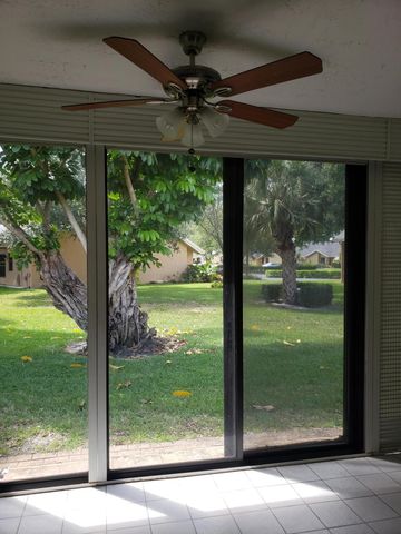 10875 Lake Front Place 10875, Boca Raton, FL 33498