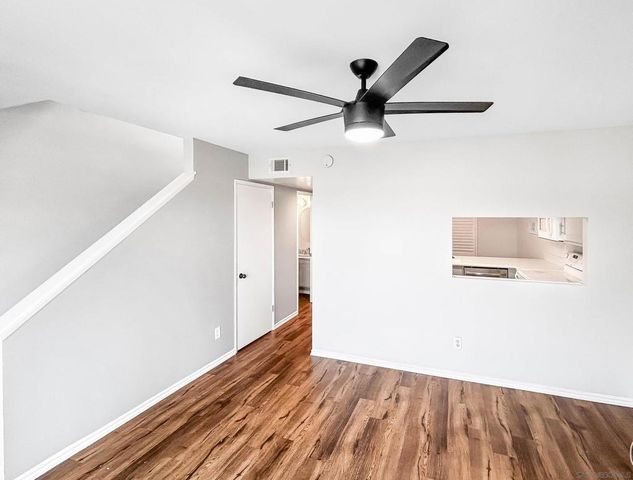 5742 Mildred, San Diego, CA 92110