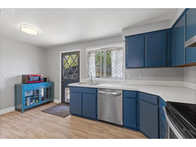 2951 Nw KENT St, Camas, WA 98607