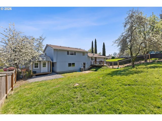 2951 Nw KENT St, Camas, WA 98607