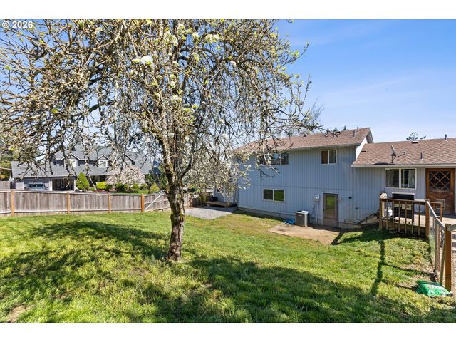 2951 Nw KENT St, Camas, WA 98607