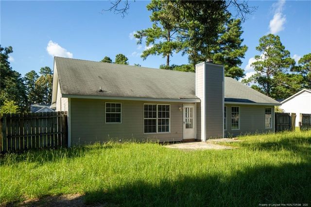 163 Independence Drive, Raeford, NC 28376