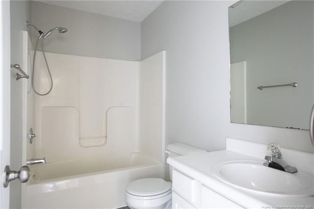 163 Independence Drive, Raeford, NC 28376