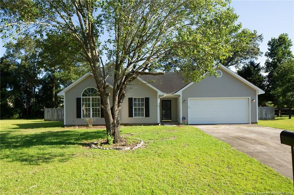 163 Independence Drive, Raeford, NC 28376