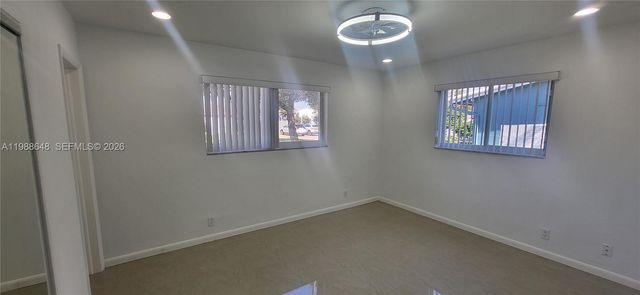 1016 NE 5th St 0, Hallandale Beach, FL 33009