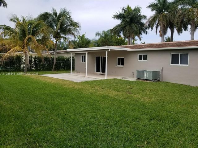 1016 NE 5th St 0, Hallandale Beach, FL 33009