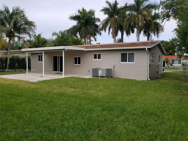 1016 NE 5th St 0, Hallandale Beach, FL 33009