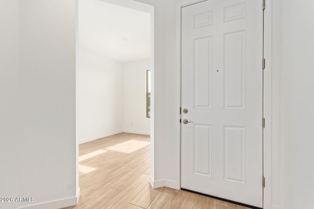 5404 W ROYAL PALM Road, Glendale, AZ 85302