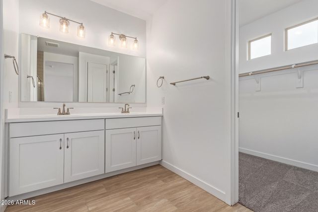 5404 W ROYAL PALM Road, Glendale, AZ 85302