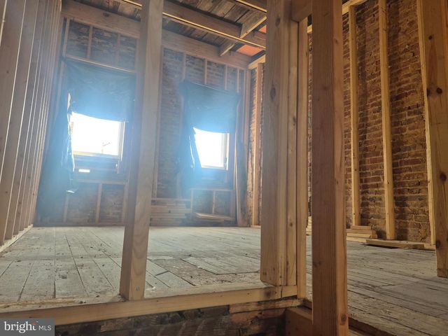 1824 N CHAPEL ST, Baltimore, MD 21213